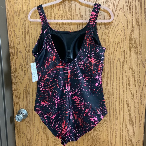 Nwt Labyrinth Spliced One Piece Swimsuits For All - Picture 5 of 5
